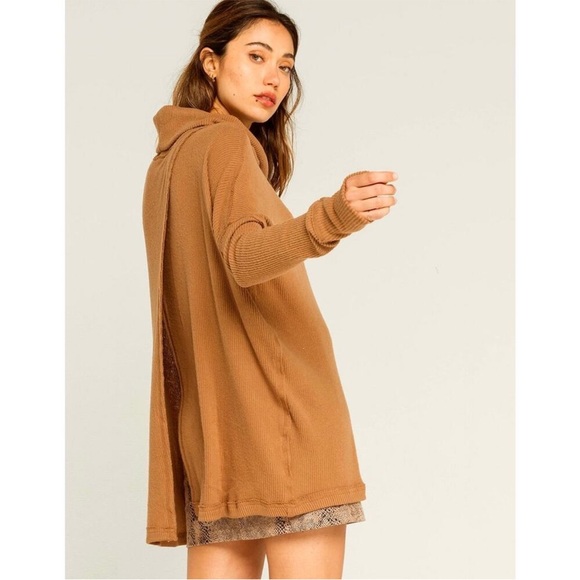 🆕 FREE PEOPLE Oversized Cowl Neck Knit Sweater “Juicy" Top Sz L - Picture 4 of 10